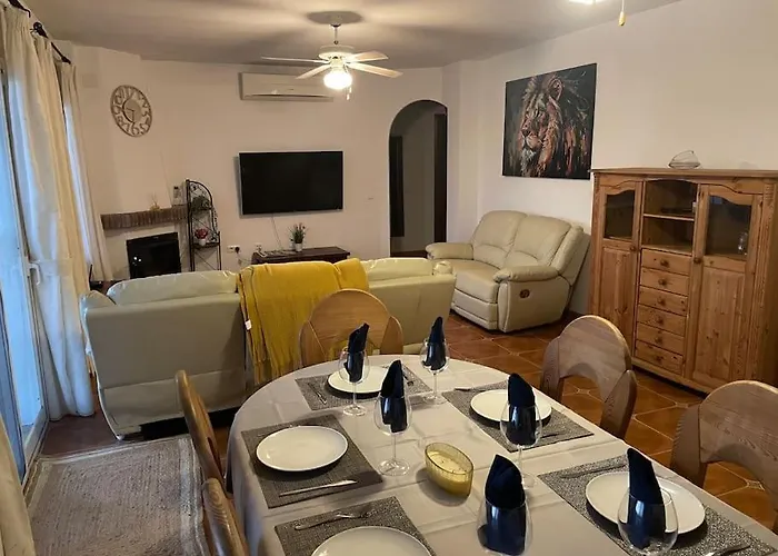 Villa In Alcaucin Malaga