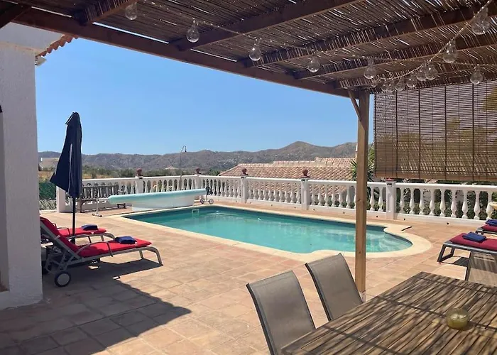 Villa In Alcaucin