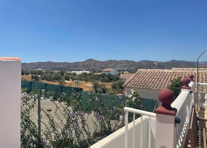 Villa In Alcaucin